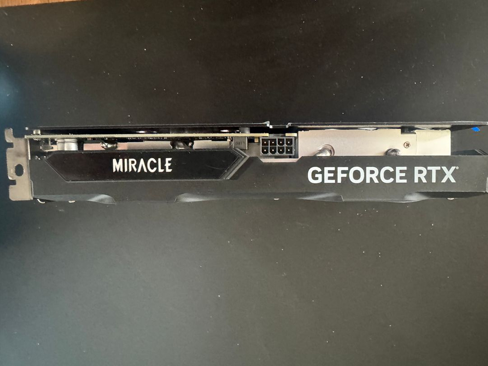 이엠텍 지포스 RTX 4060 MIRACLE BLACK D6 8GB (부산) 이미지