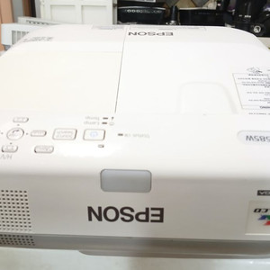 초단초점 앱손eb-480 새램프확인가 수업 회의 중고 빔프로젝터 이미지