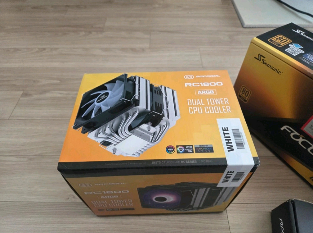 컴퓨터 조립pc 본체 데스크탑 인텔13700kf rtx4080 DDR5 32GB SSD 1TB 이미지