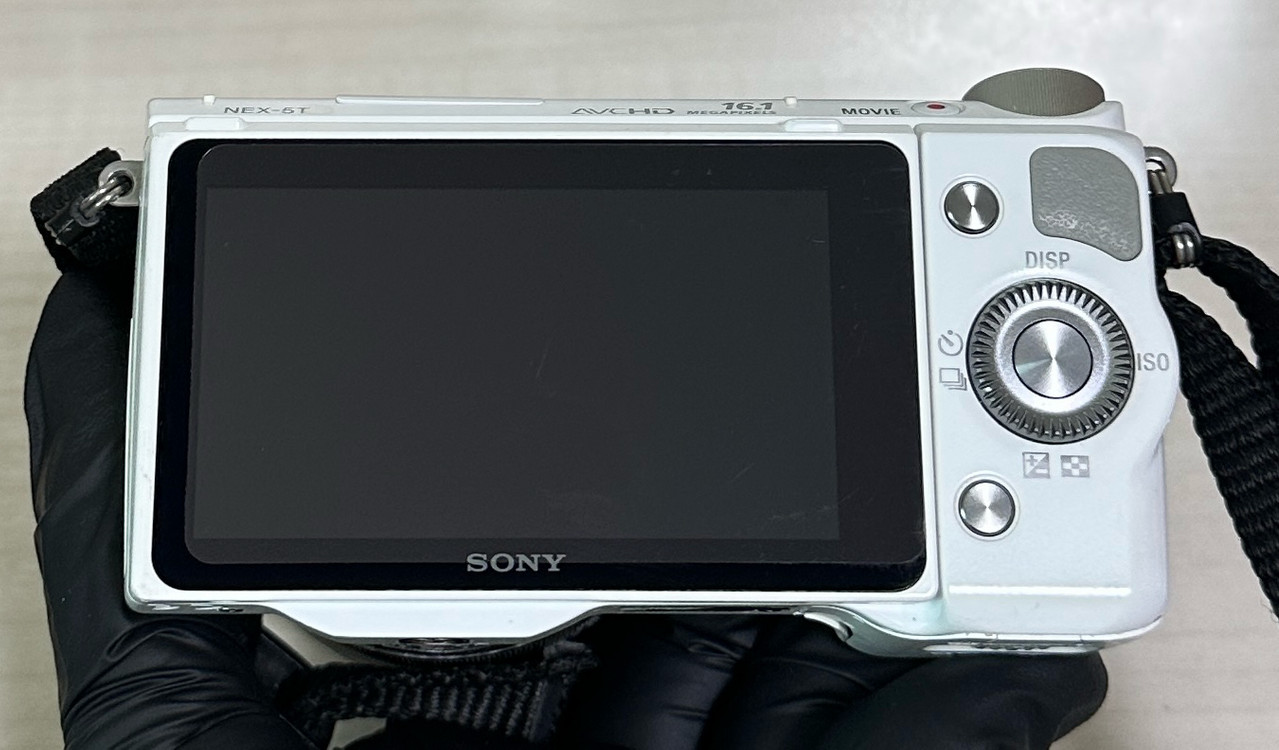 소니 NEX-5T 화이트 미러리스 카메라 이미지