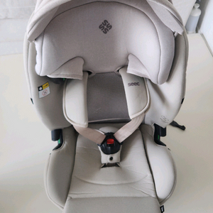 맥스아이보스 카시트 이미지