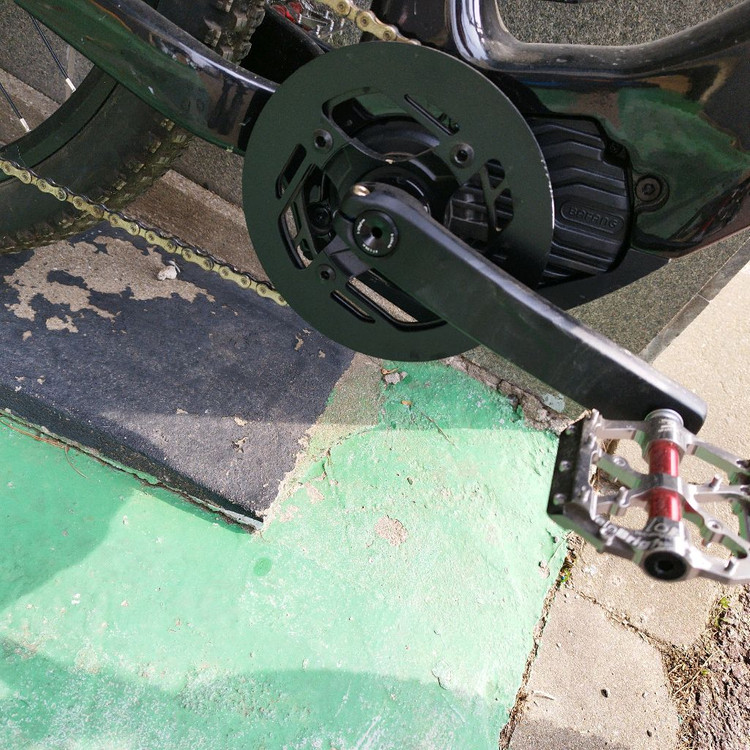 트위터 EM8 카본 전기자전거 이미지