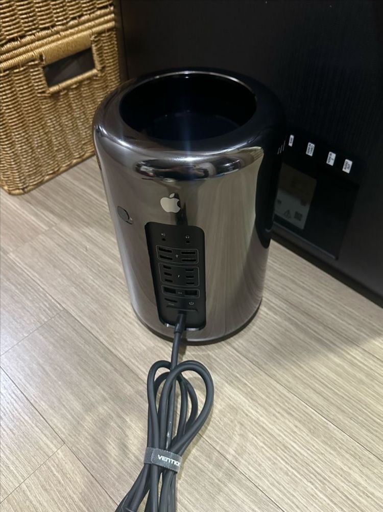 애플 맥프로 연탄맥 ( 소장으로 가지고 있었음 ) 이미지