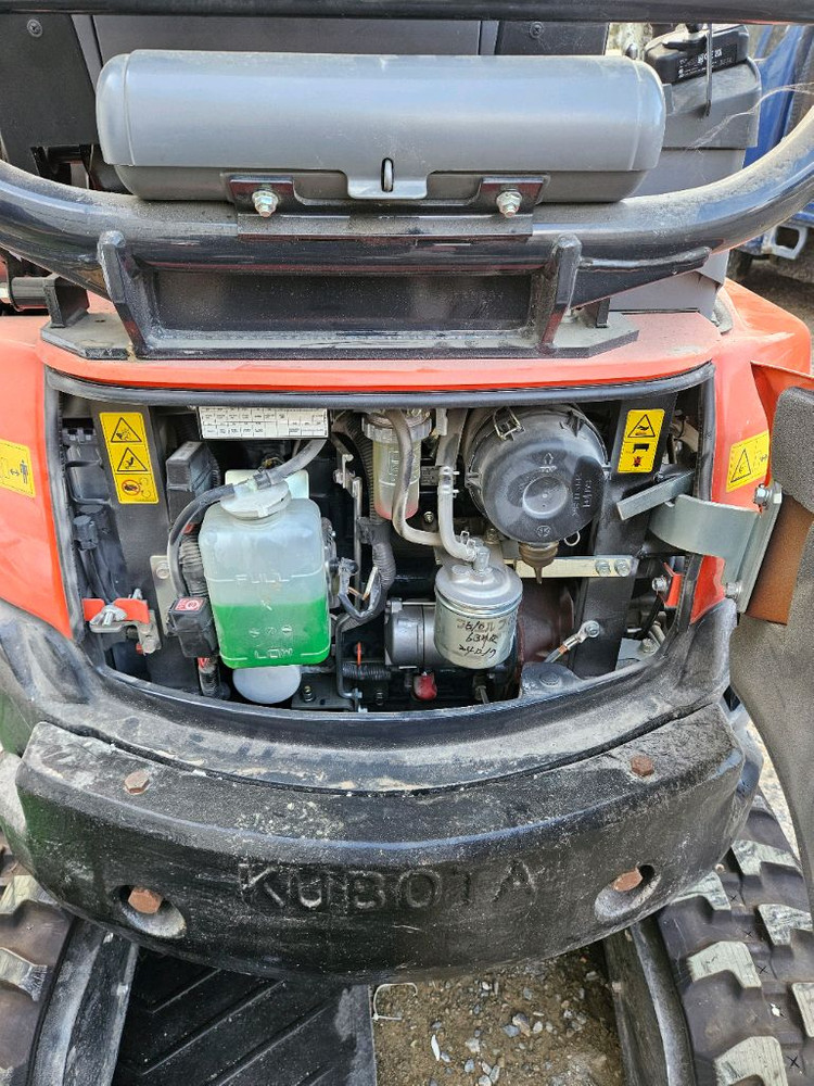 구보다u17s미니굴삭기 이미지