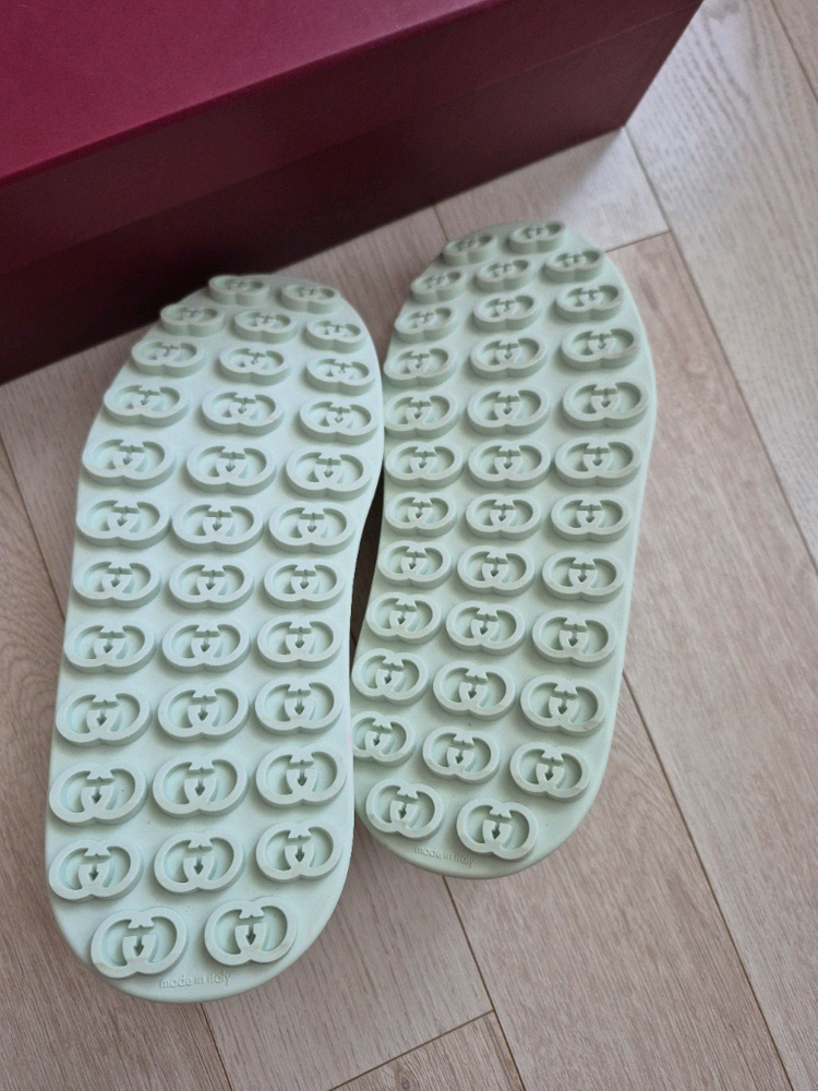 구찌 로고패턴 스니커즈(새상품) 이미지