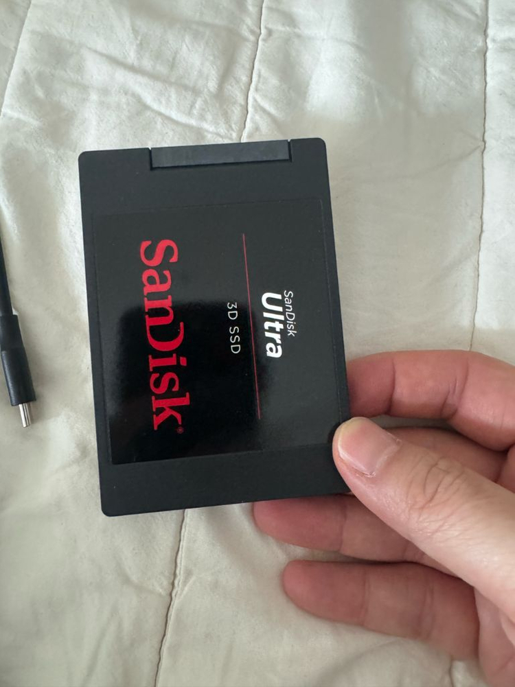 샌디스크 울트라 3D ssd 2테라 외장하드 이미지