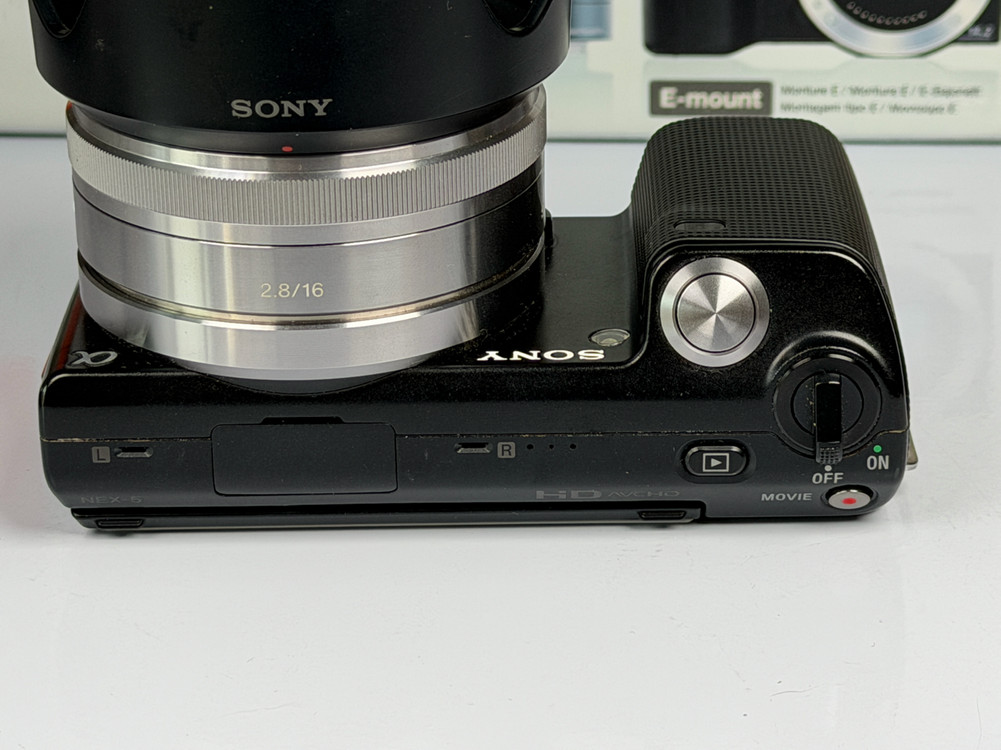 소니 NEX-5 미러리스 카메라 이미지
