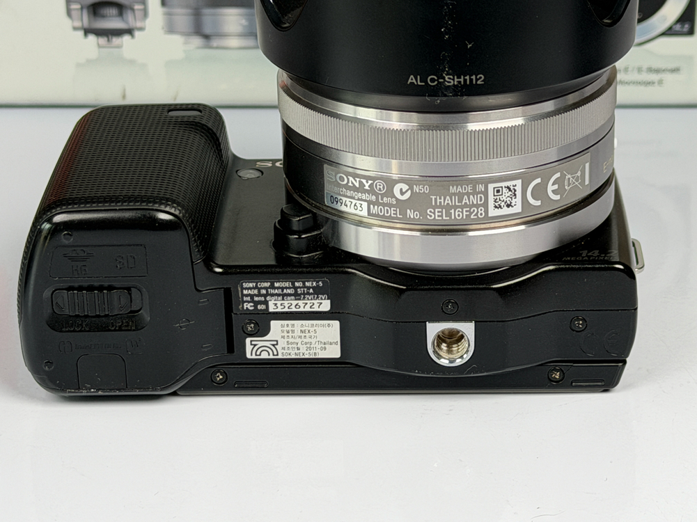 소니 NEX-5 미러리스 카메라 이미지