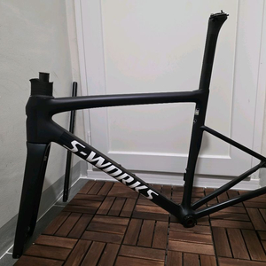 에스웍 타막 sl8 프레임 팝니다 이미지