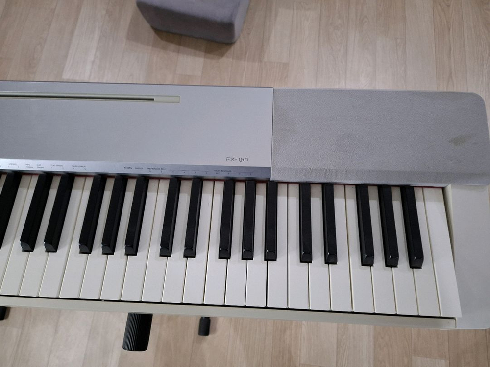 디지털피아노 이미지