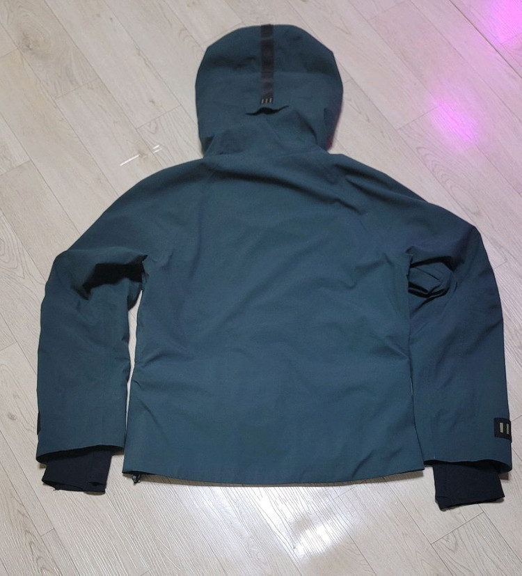 25/26 리미트 스키복 포레스트 컬러 L사이즈 팝니다. 이미지