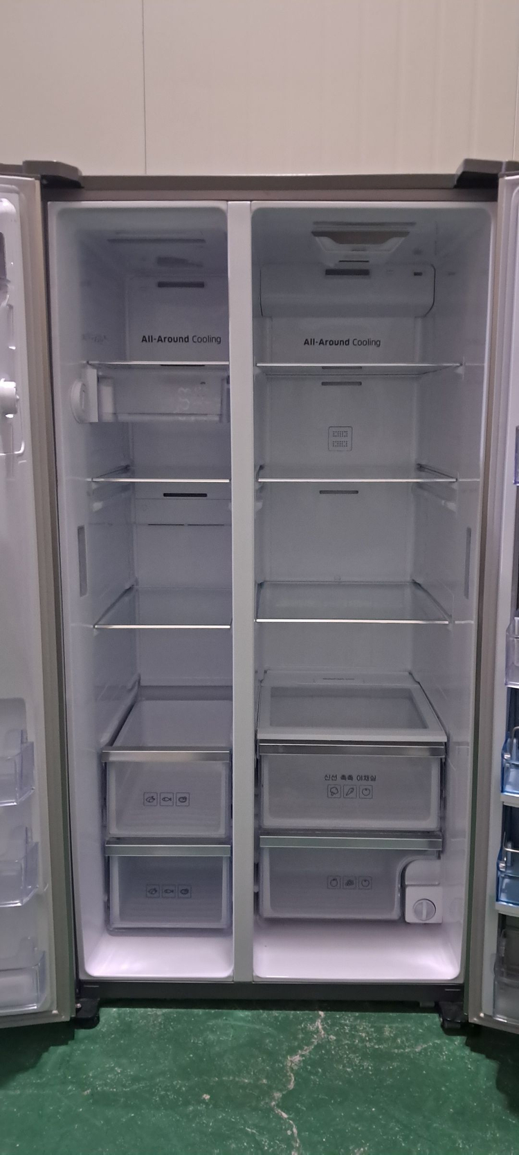 1595 삼성 785L 2도어 정수기양문형냉장고(메탈) 이미지