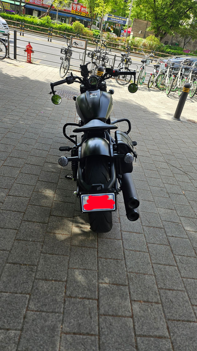 인디언 스카우트바버 2019년식 무광 올블랙 이미지