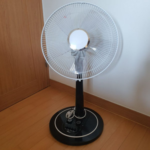 한일전자 스탠드형 선풍기 토네이도 써큘 서큘 레이터 2022년 06월 제조더운 여름 시원하게 보내고 싶으신 분들께 이미지