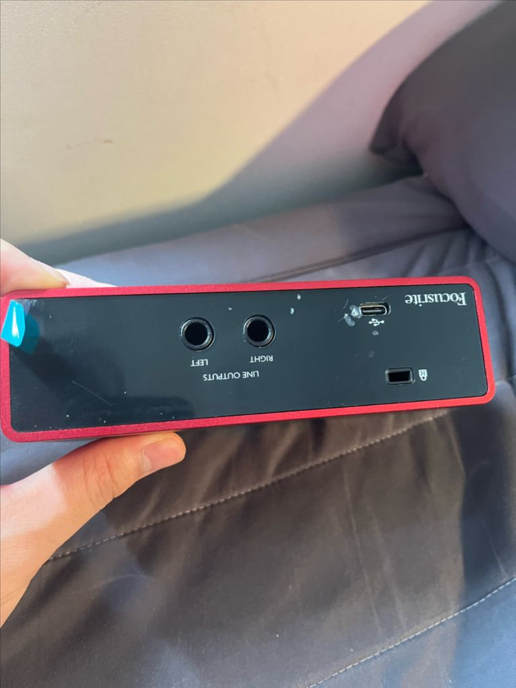 포커스라이트 스칼렛 솔로 3세대 이미지