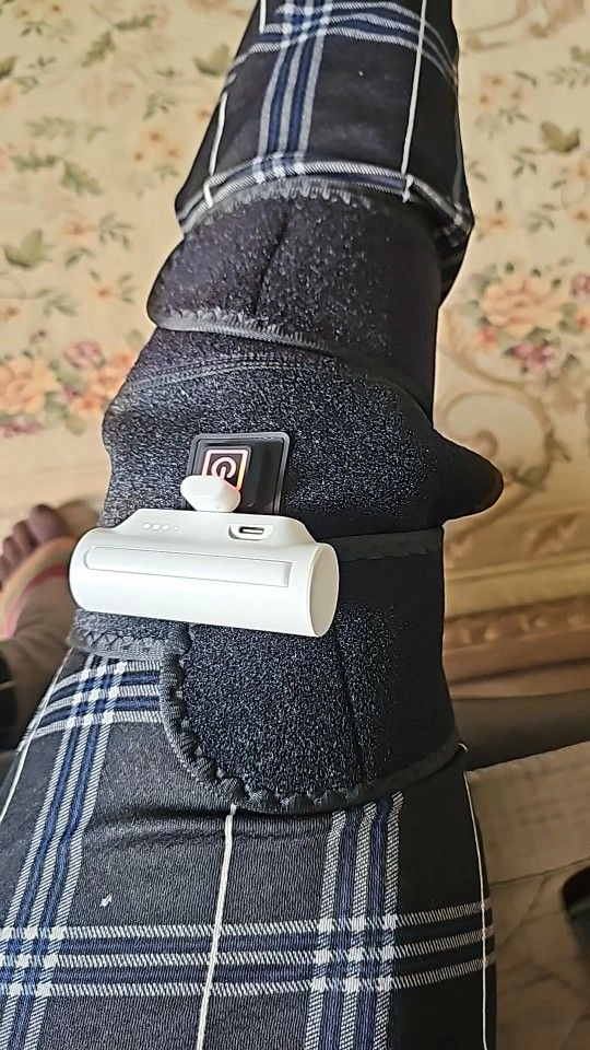 (새상품)전기 손목온열찜질기 USB-C타입 찜질패드 이미지