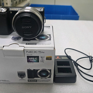 소니 미러리스카메라 NEX-5N외 렌즈판매 이미지