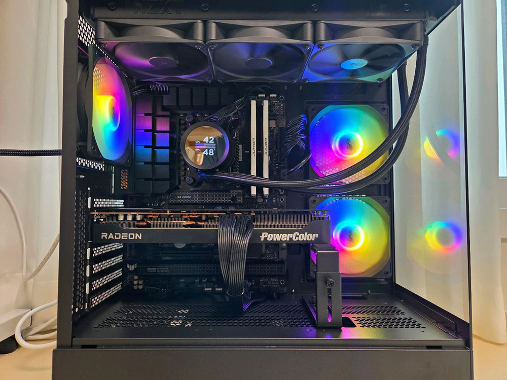 7950x3d, b650, rx 9070xt 고사양 본체 이미지