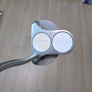 오딧세이 투볼 퍼터 32인치 이미지