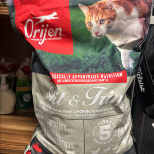 오리젠 피트앤트림 캣 5.4kg 미개봉 이미지