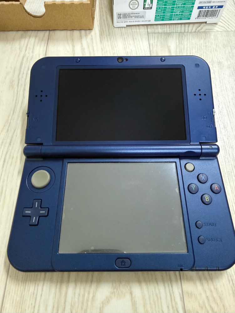 닌텐도 New 3DS XL 메탈릭 블루 뉴큰다수 소장용 판매 이미지