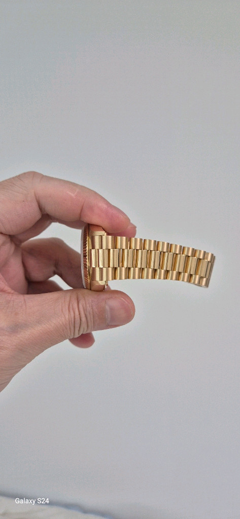 급매 특A급 올정품 롤렉스 정품 18038 금통 36mm 18K 오버홀 완료 상태좋아요 37.7돈 풀코 이미지