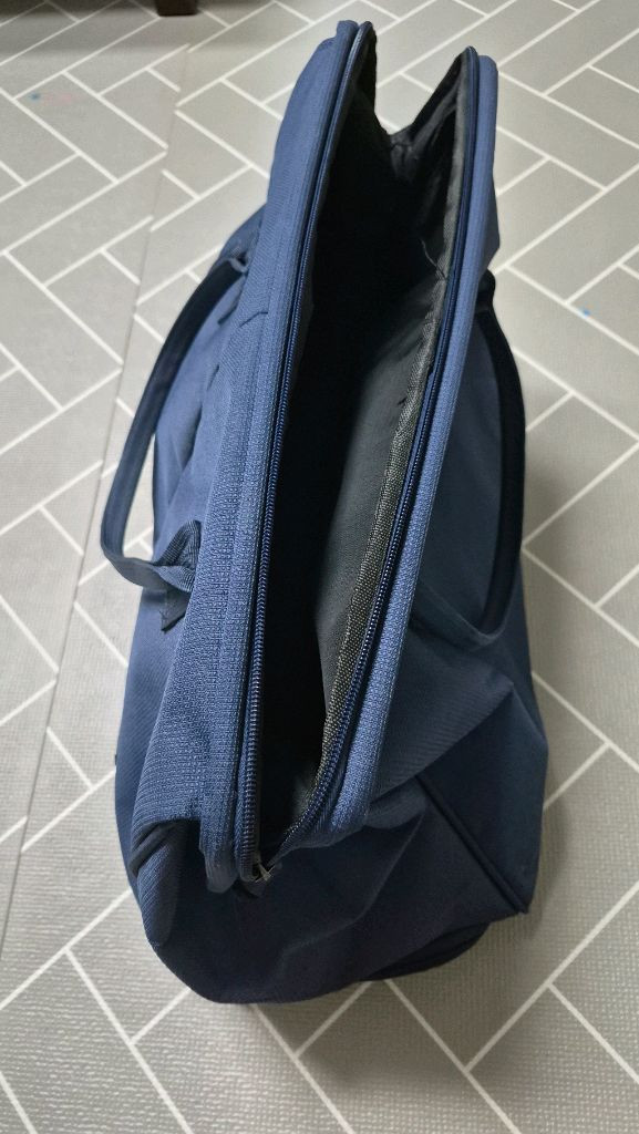 네이비 보스턴백 이미지