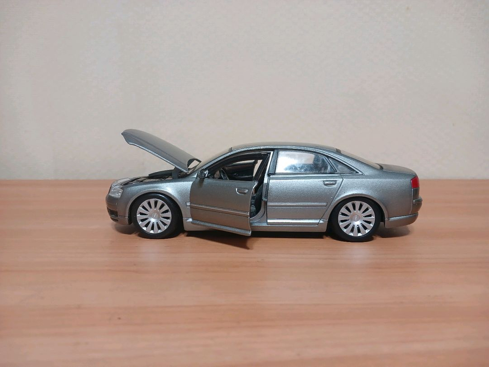 아우디 A8 다이캐스트 이미지