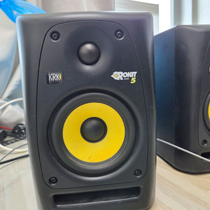 KRK ROKIT5 RPG2 스피커 1개 모니터 스피커 이미지