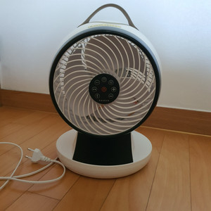 파세코 써큘레이터 PCF-MP8081AW 서큘 보네 토네 선풍기 220V, 60Hz, 24W 스펙을 가진 제품이에요 이미지