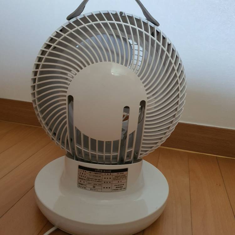 파세코 써큘레이터 PCF-MP8081AW 서큘 보네 토네 선풍기 220V, 60Hz, 24W 스펙을 가진 제품이에요 이미지