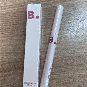 바닐라코 립펜슬 새것 / 반택포함 이미지