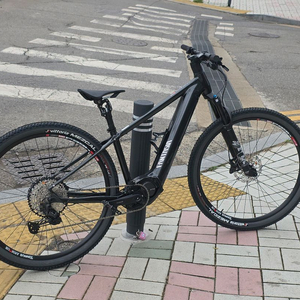 엘파마 일라파6 전기 산악자전거 이미지