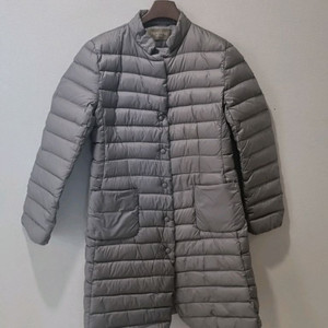 트렌타트레(TRENTATRE) 초경량 구스다운 롱패딩 문정원패딩 이미지