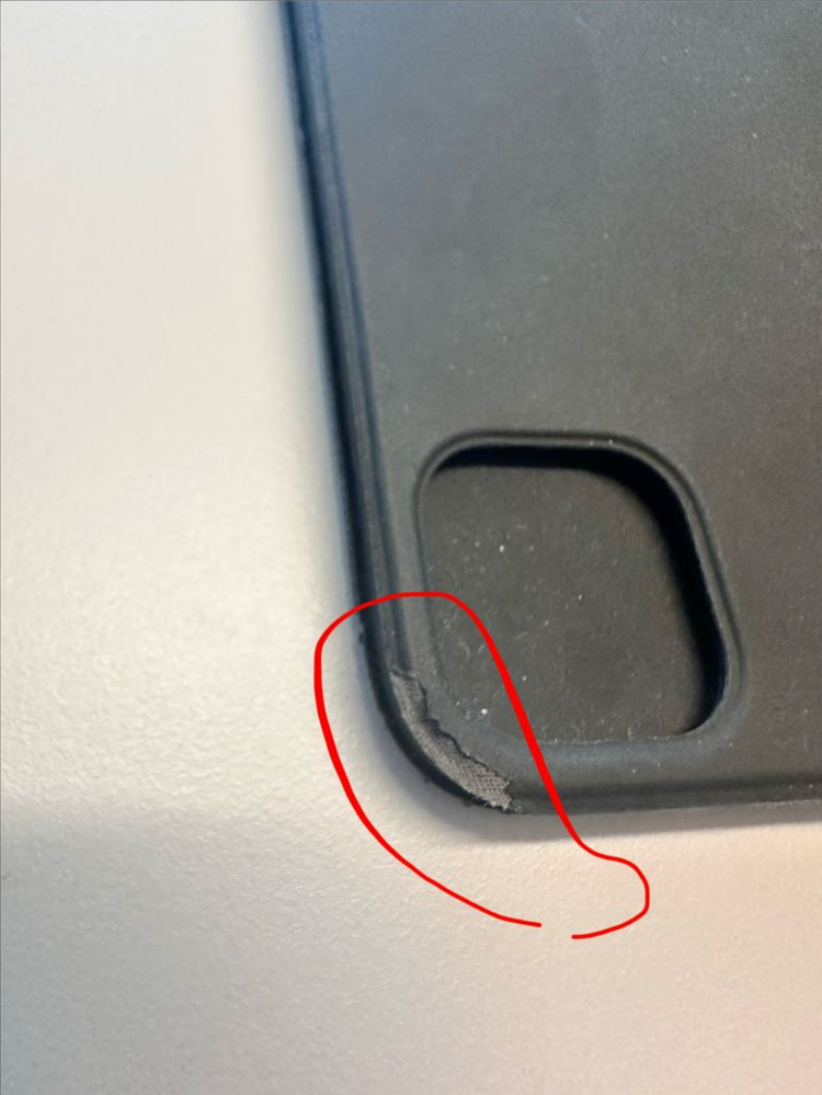 아이패드 프로 11 M2 4세대 매직키보드 이미지