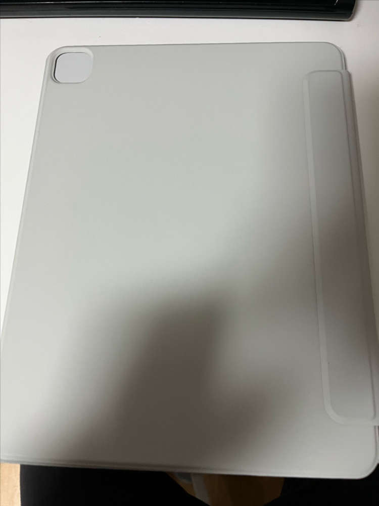 엘라고 아이패드 프로 13인치용 마그네틱 폴리오 분리형 케이스 (M5, M4) 이미지