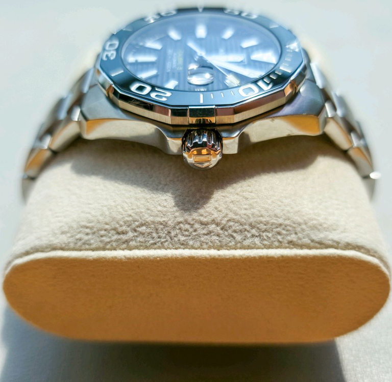 태그호이어 아쿠아레이서 41mm 세라믹 오토매틱 풀박스 이미지