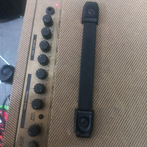 일렉기타 앰프 이미지