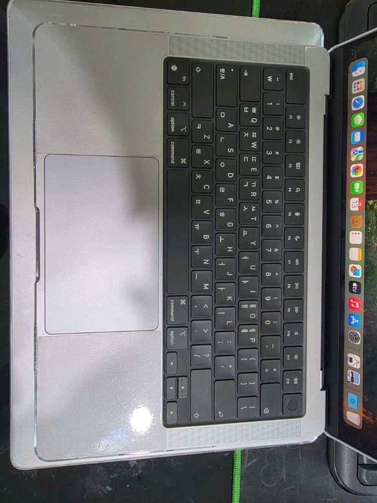 맥북 프로 14 M3 8GB 512GB 프로그램포함 이미지