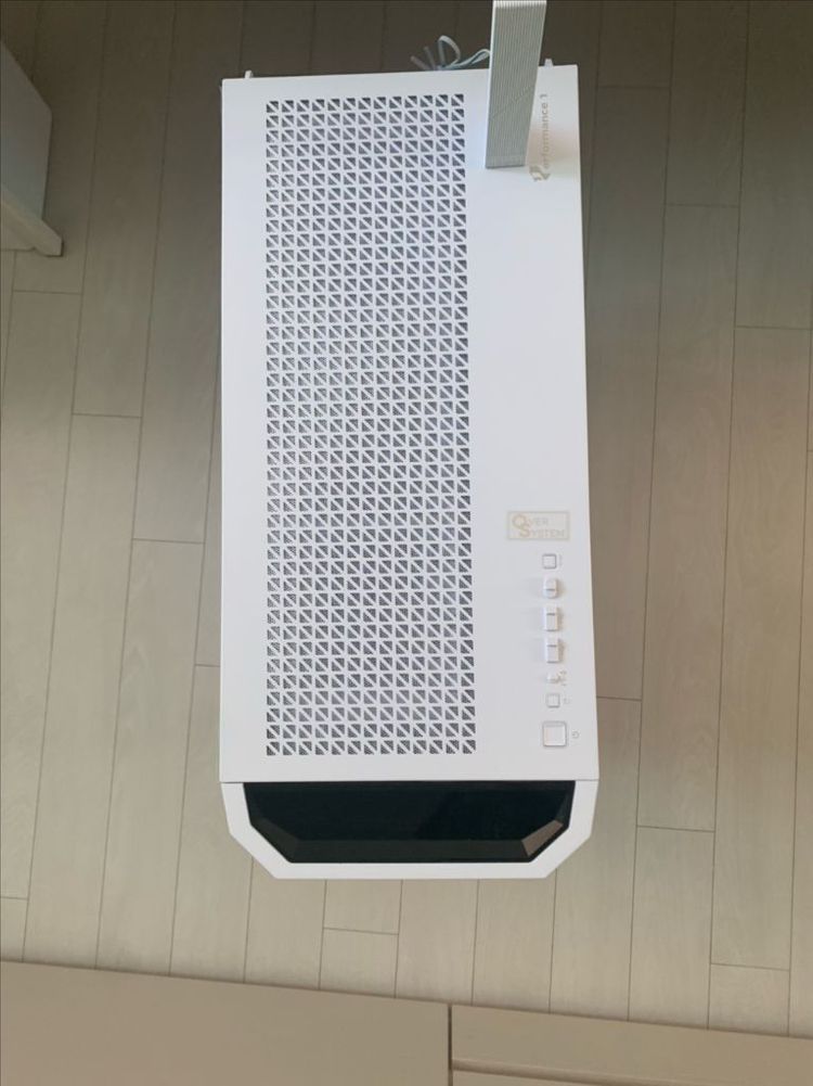 9800X3D/RTX 5080/DDR5 32GB/2TB 고사양게이밍 pc 이미지