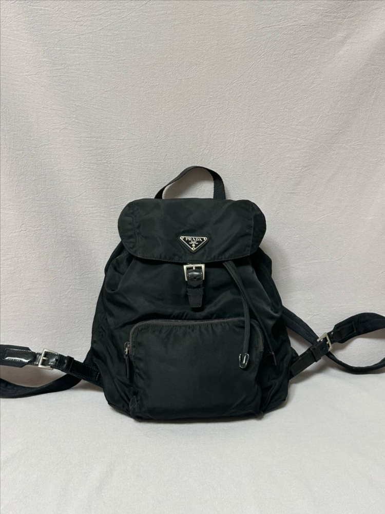 프라다 원포켓 백팩 나일론 포코노 미디움 이미지
