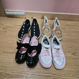 여아신발 일괄190 (나이키, 뉴발란스 등) 이미지