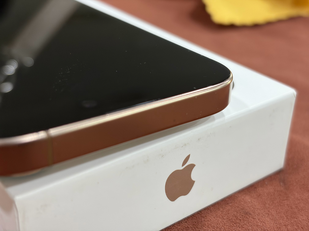 아이폰 16 프로 128gb 데저트 티타늄 이미지