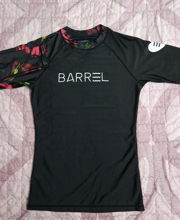 여성 배럴래쉬가드 상의 M사이즈 BARREL 이미지