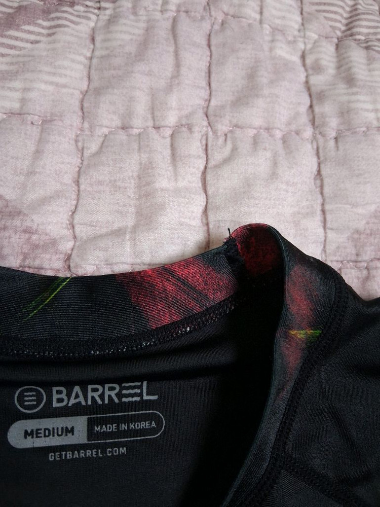 여성 배럴래쉬가드 상의 M사이즈 BARREL 이미지