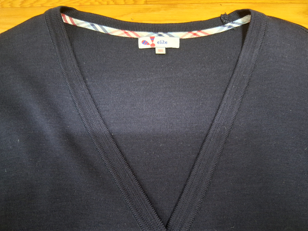 엘리트 교복 가디건 사이즈105 필요하신 분들은 편하게 보세요 10000 이미지