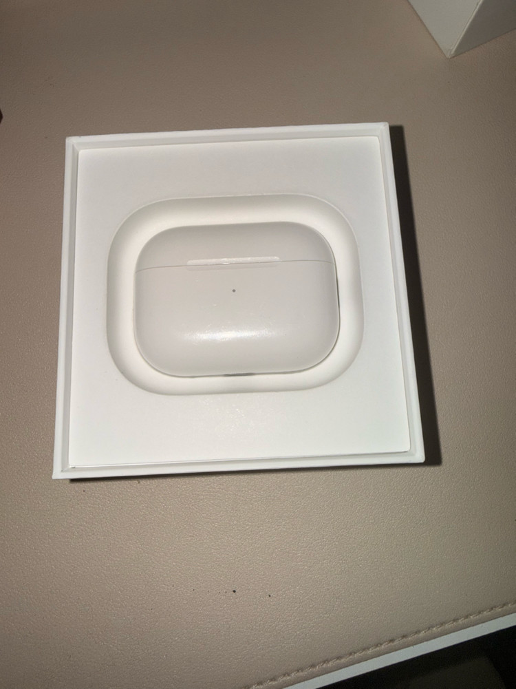 에어팟 프로 2세대 본체 c 타입 이미지