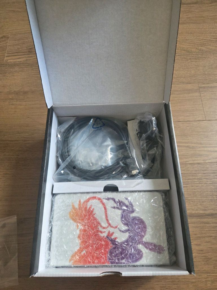 닌텐도 스위치 포켓몬에디션 + 니트로덱 + 주변기기 이미지