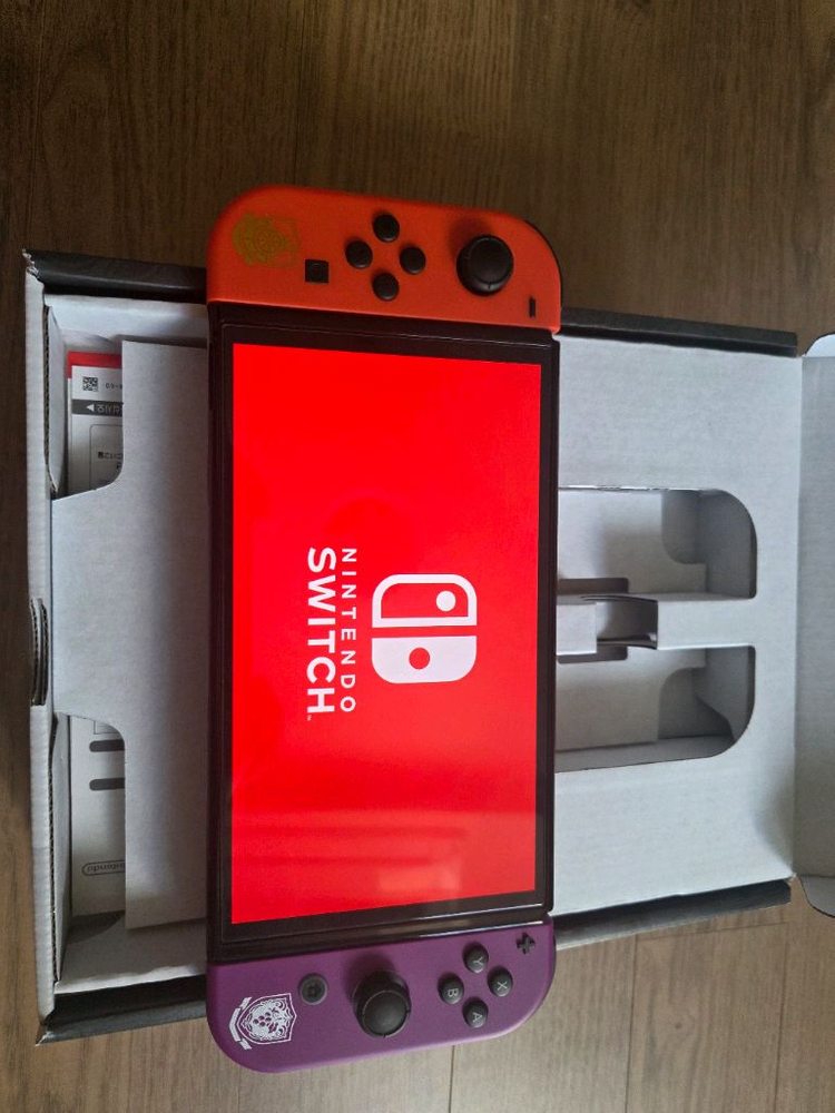 닌텐도 스위치 포켓몬에디션 + 니트로덱 + 주변기기 이미지