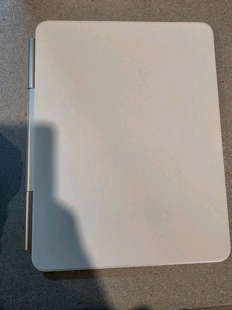 아이패드 프로 13 M5 256GB 실버 + 매직키보드 흰색 애플케어 이미지